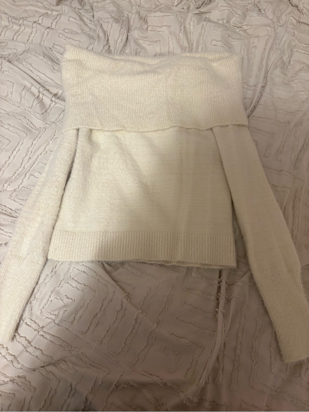 Francesca's Collections Cream Off-The-Shoulder Knit Sweater